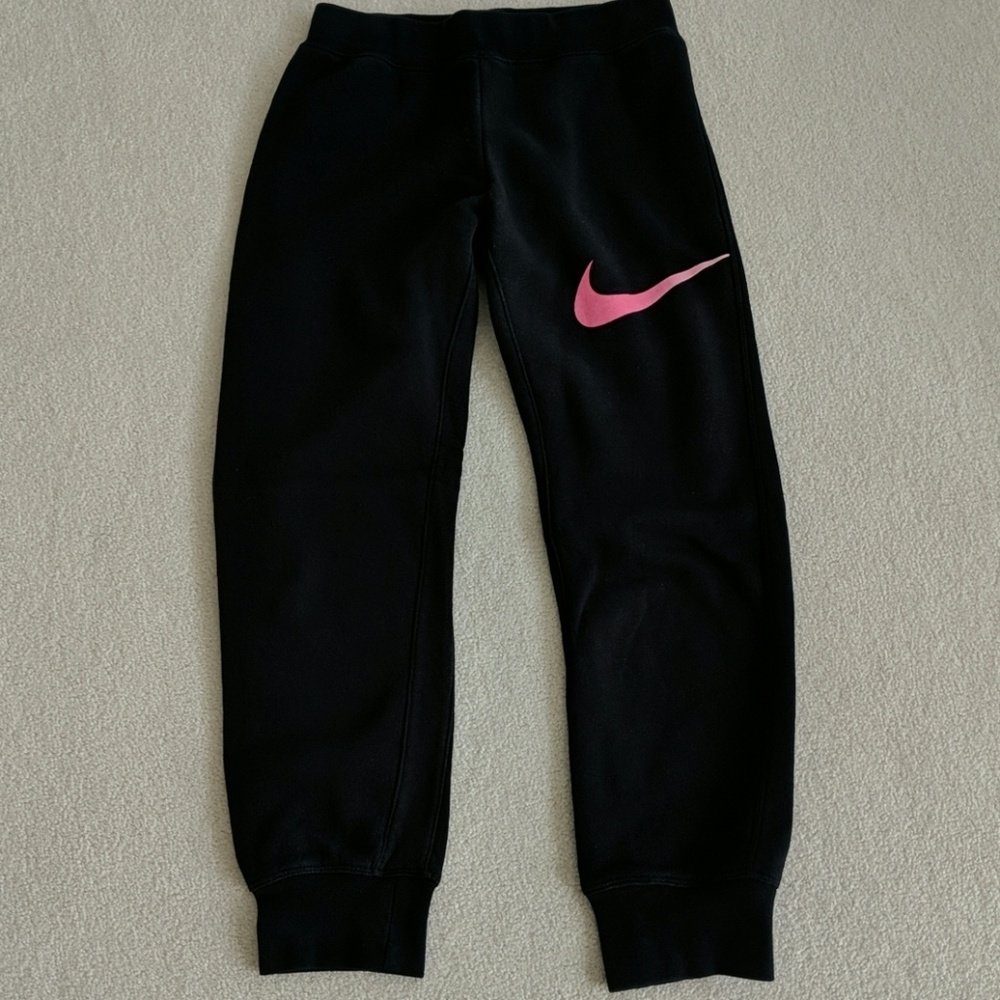 Nike Black/Pink Sweatpants Youth Large